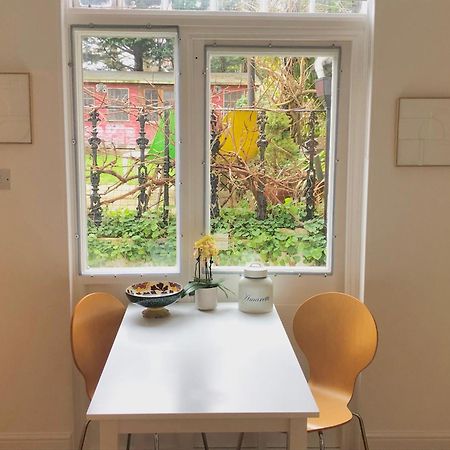 Spacious Comfortable Flat With Free Parking In East Finchley, Muswell Hill & Close To Alexandra Palace London Exterior photo